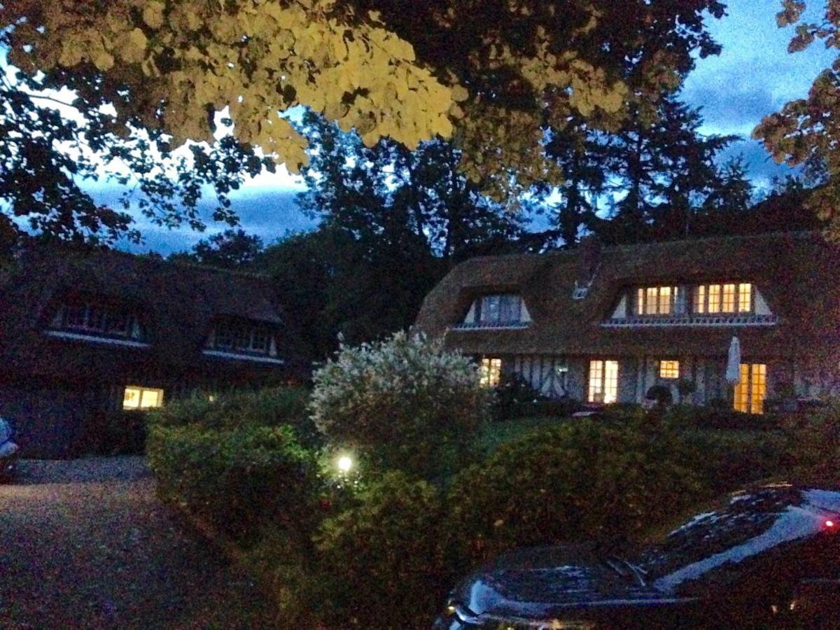 Bed and Breakfast Les Chaumieres Du Pays D'Auge Le Breuil-en-Auge Exterior foto